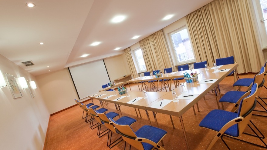 Ausschnitt Raum Berlin 1 Tagungshotel relexa hotel Bad Steben