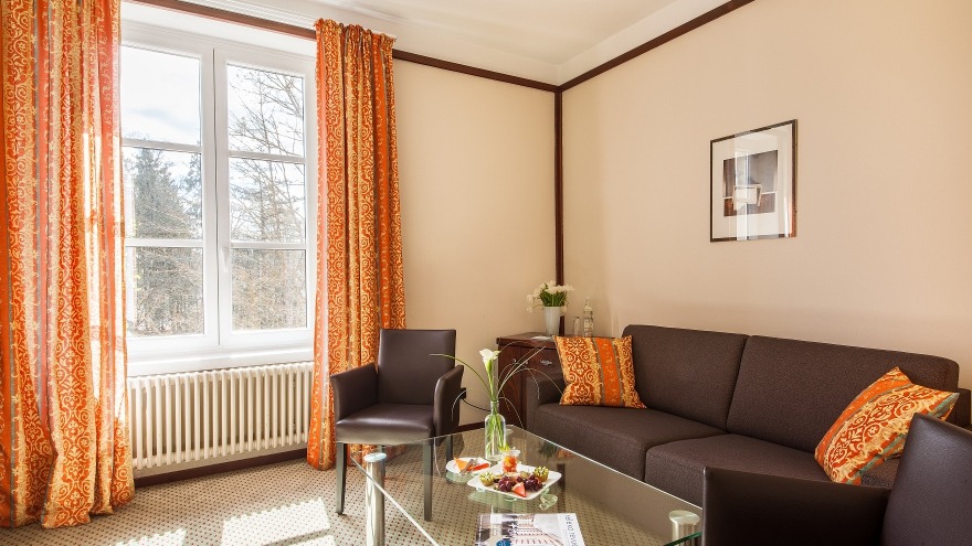 Wohnbereich Suite relexa hotel Bad Steben