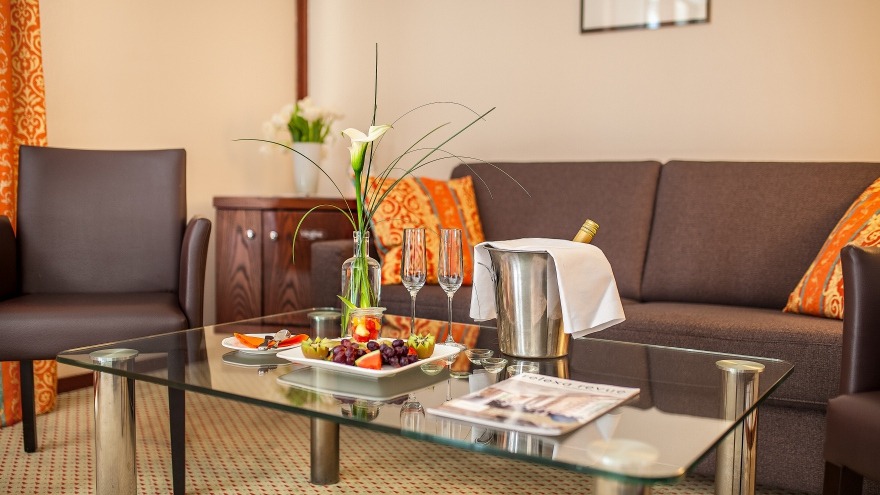 Wohnbereich Suite relexa hotel Bad Steben